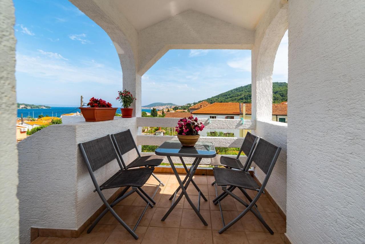 Apartman Dunatov Preko Esterno foto